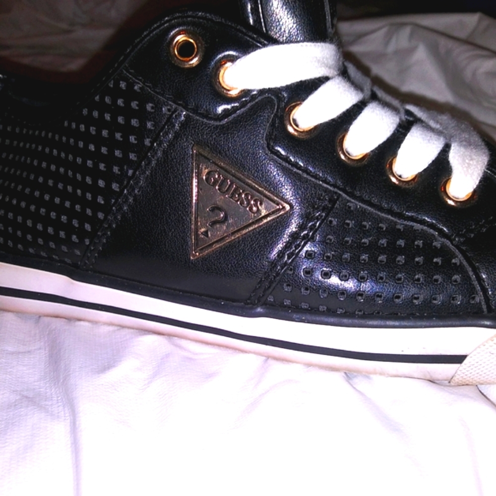 Guess Tennis Shoes